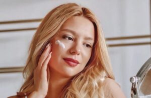 Unleash Your Inner Beauty: How to Use Cosmetics to Boost Your Confidence